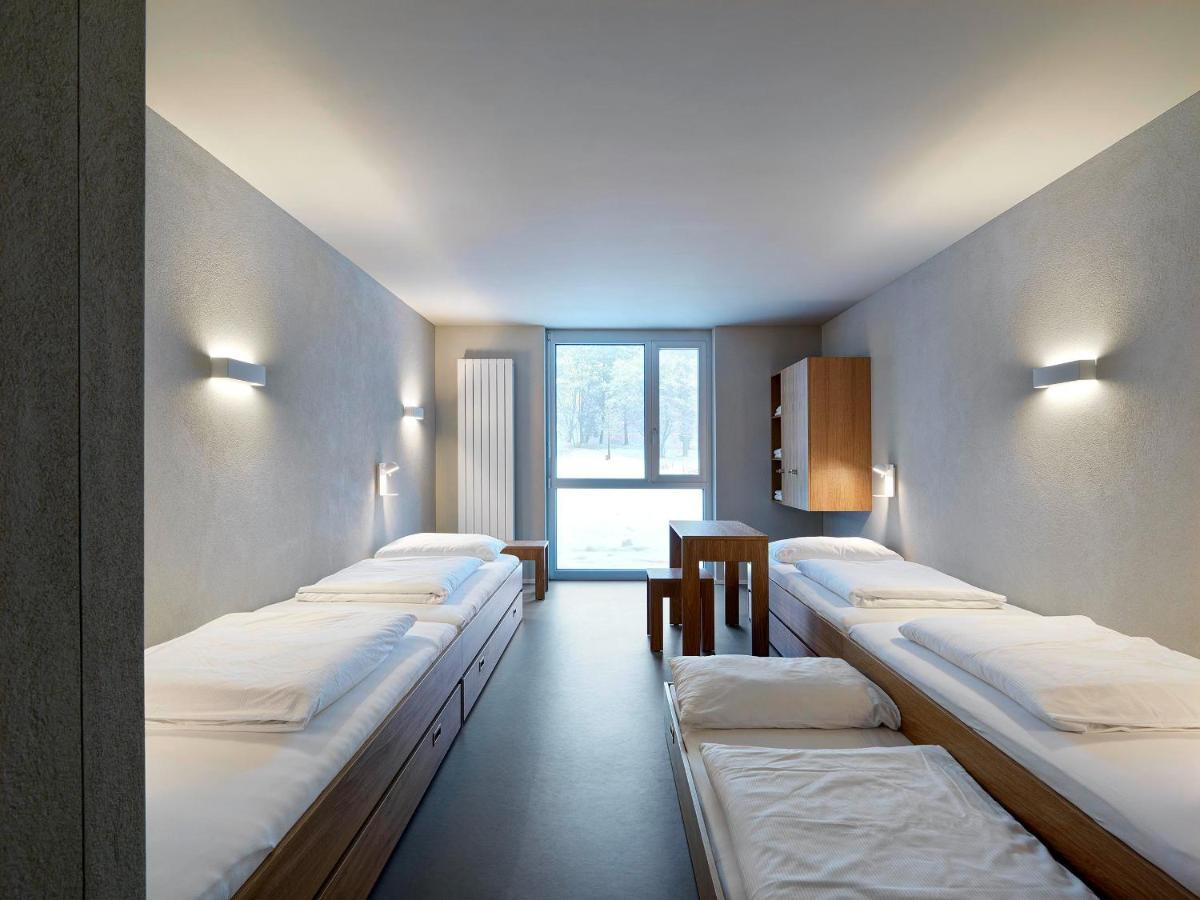 Hotel Lintharena Ag 3*